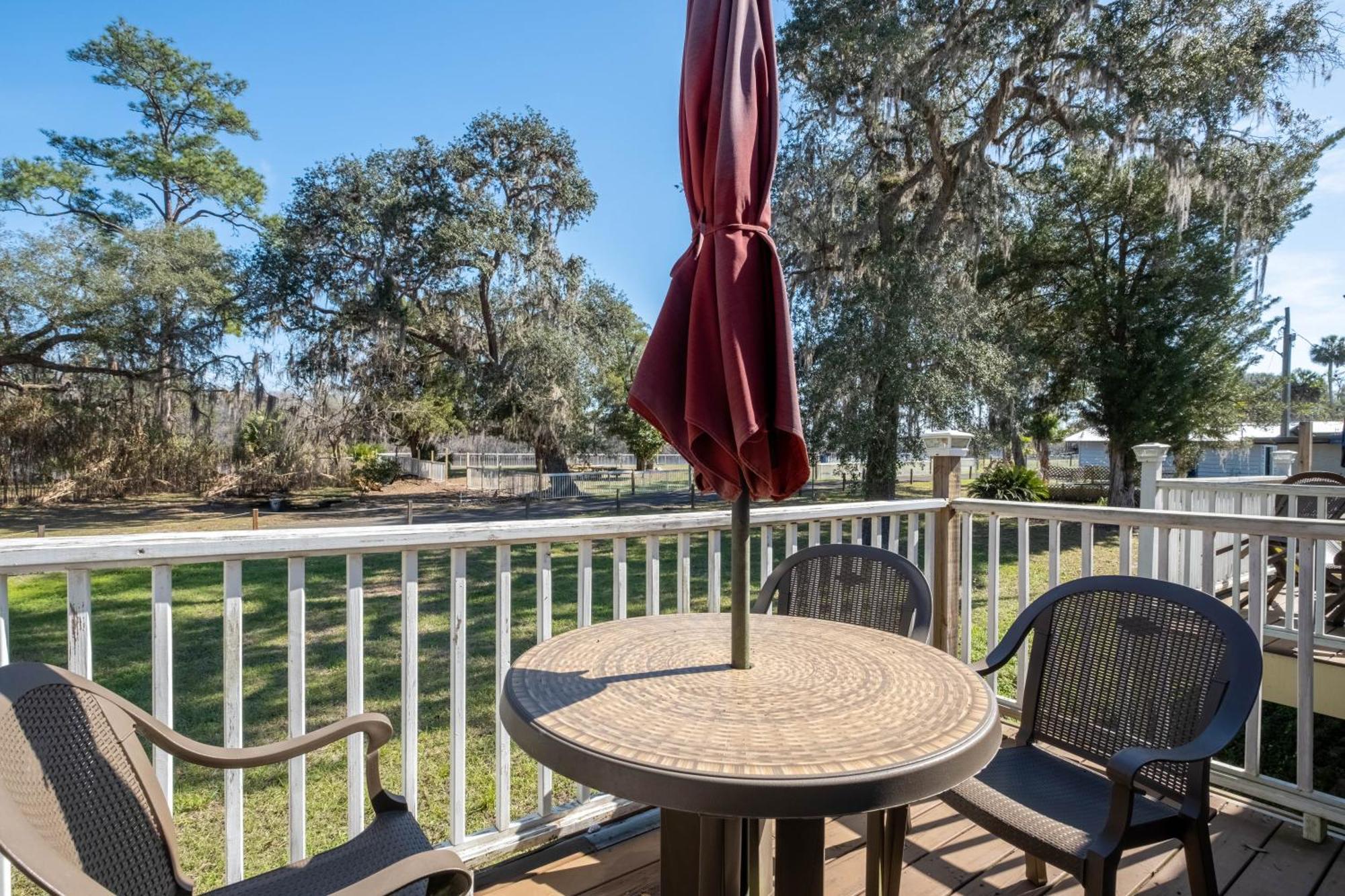 Отель Suwannee Gables Old Town Экстерьер фото