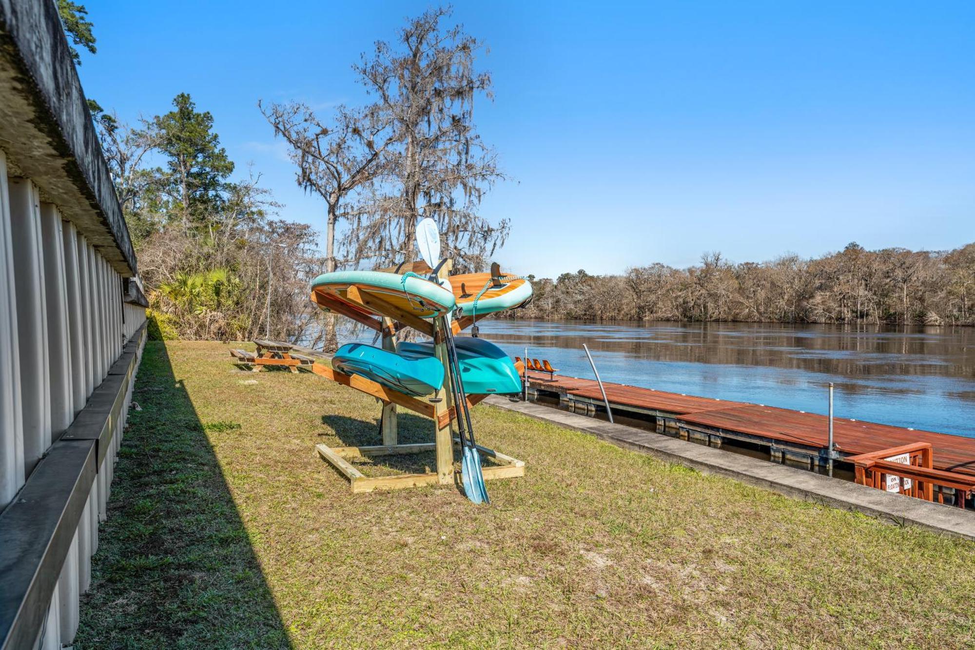 Отель Suwannee Gables Old Town Экстерьер фото